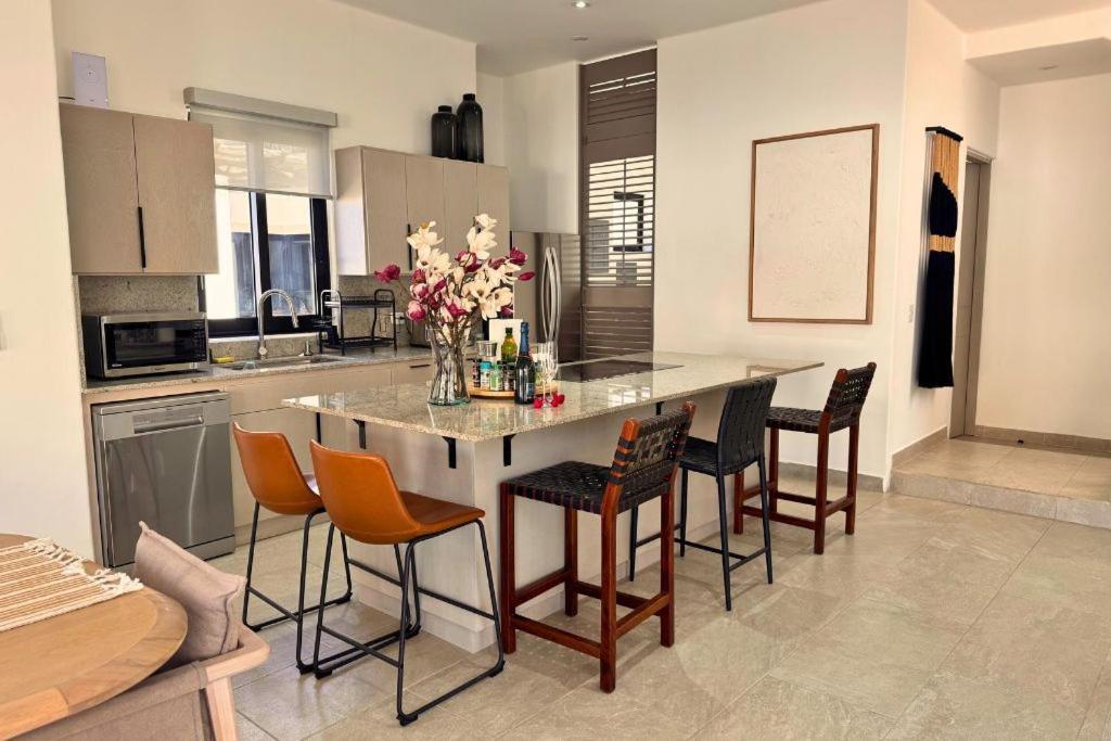 Casa Gallo, Heated Pool, Exclusive Beach & Great Location Cabo San Lucas Eksteriør billede